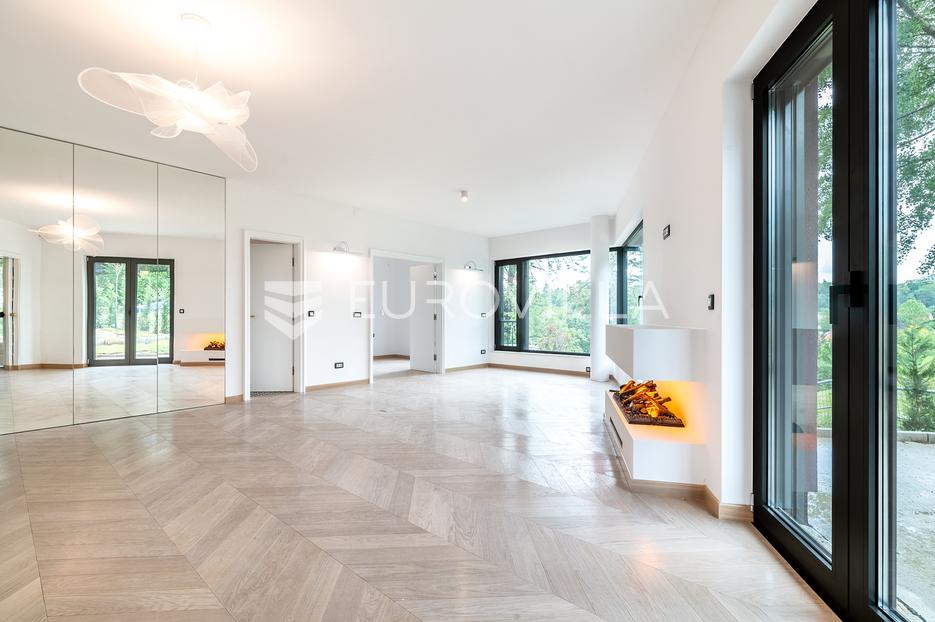 Maison À vendre - Grad Zagreb Gornji Grad - Medveščak - foto 2/17
