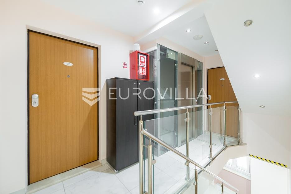 Hotel Na prodaju - Splitsko-dalmatinska Split