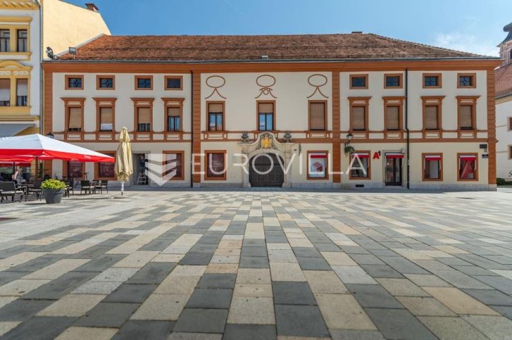 Flat for sale 110 m² – Centar