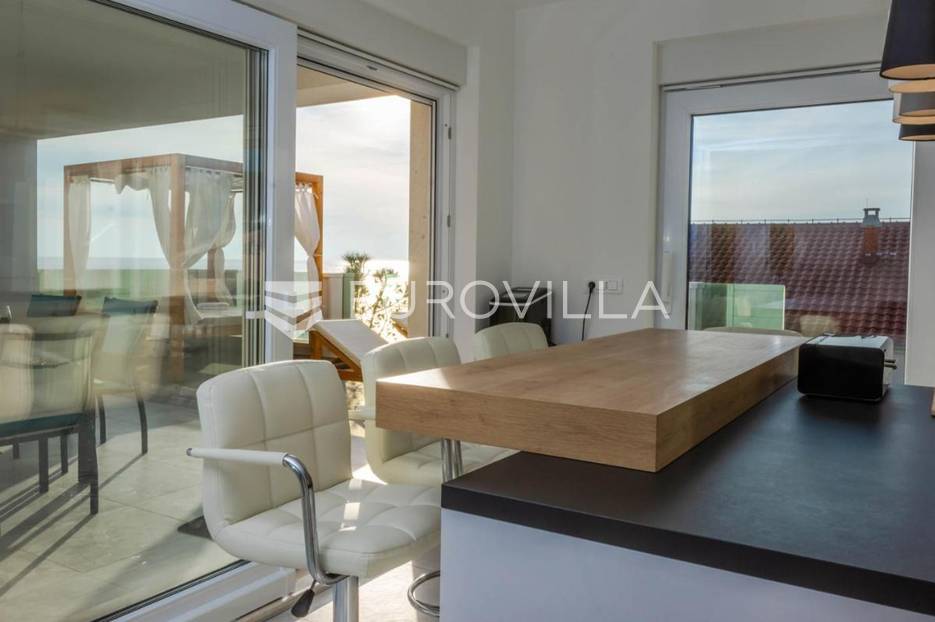 Maison À vendre - Šibensko-kninska Rogoznica