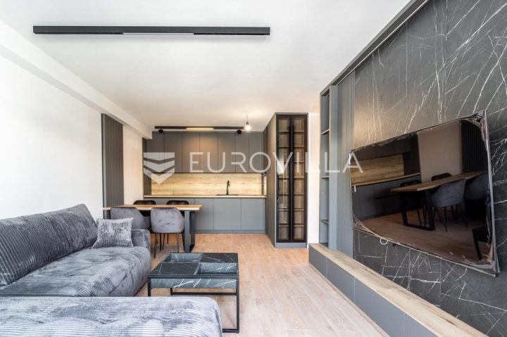 Appartement à vendre 66 m² – Makarska