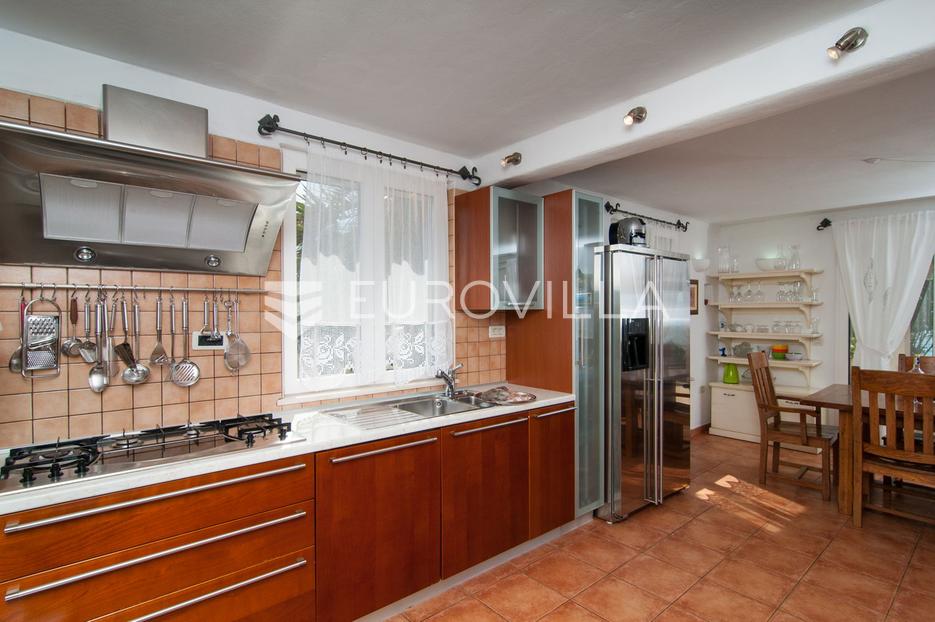 House For sale -  Supetar
