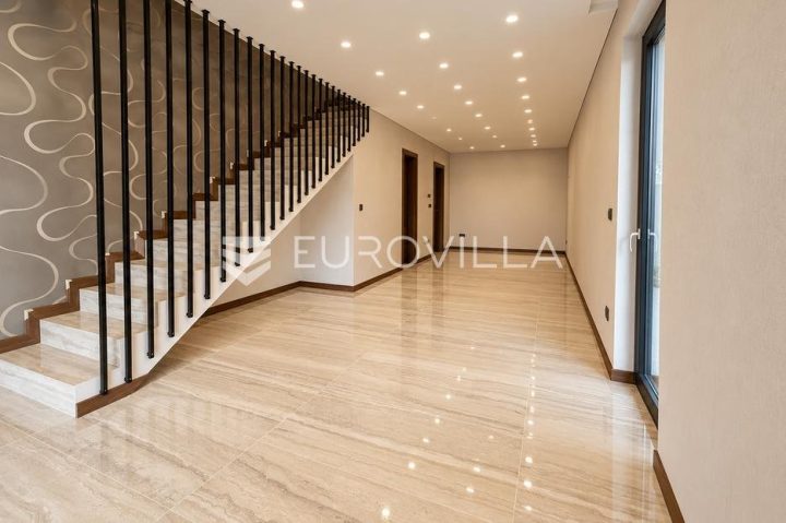 Appartamento in vendita 132 m² – Krk