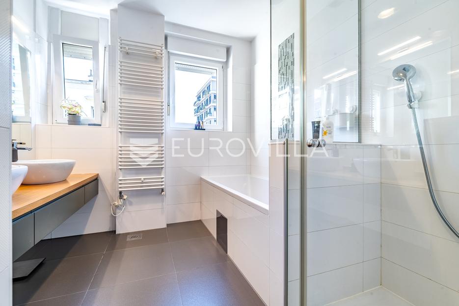 Apartment Zu verkaufen -  Donji Grad