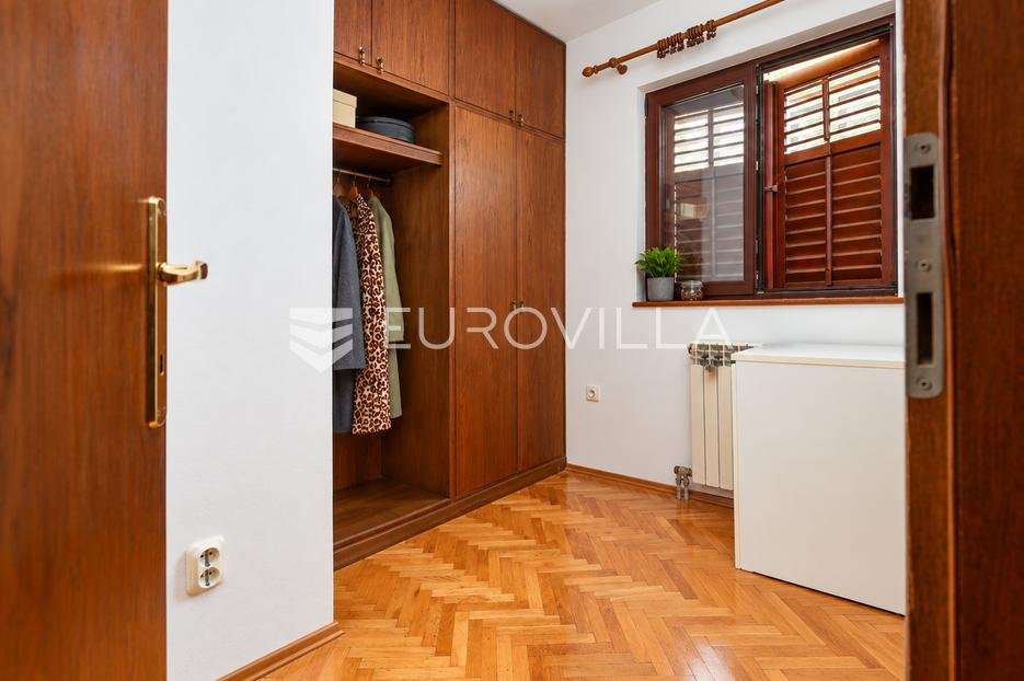 Maison À vendre - Primorsko-goranska Kostrena