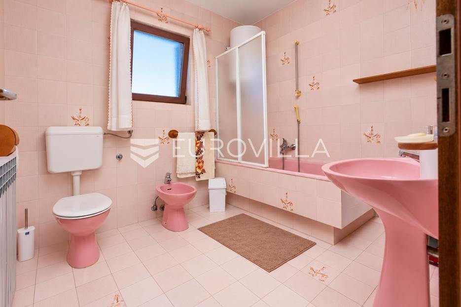 Maison À vendre - Primorsko-goranska Kostrena