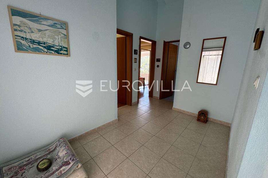 Casa In vendita -  Šolta