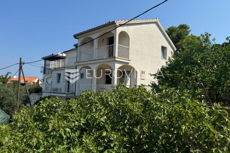 Casa In vendita -  Šolta