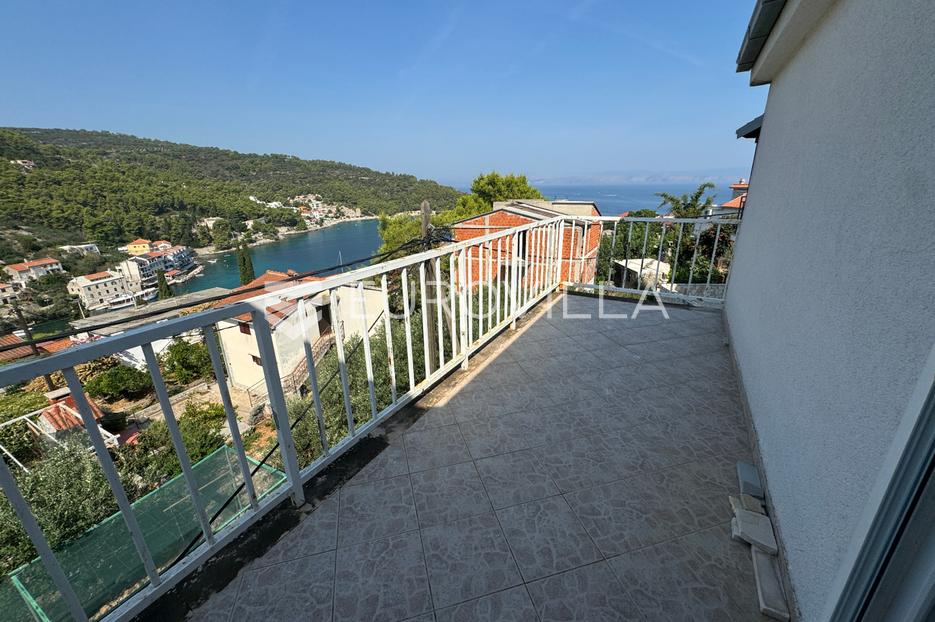 Casa In vendita -  Šolta
