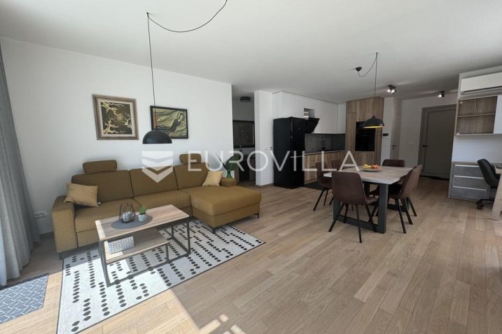 Apartmán na prodej 101 m² – Rovinj