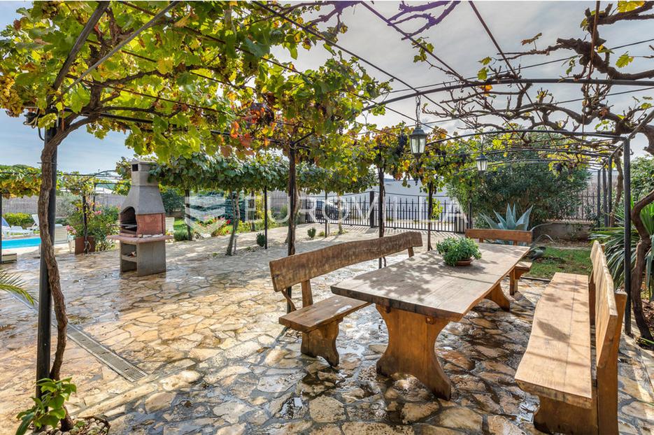 Kuća Na prodaju -  Pula