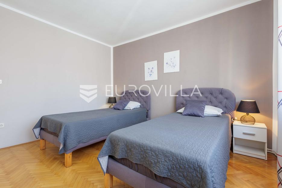 Kuća Na prodaju -  Pula