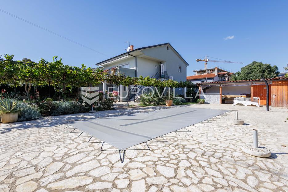 Kuća Na prodaju -  Pula