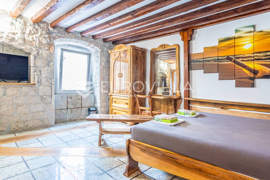 Kuća Na prodaju -  Trogir