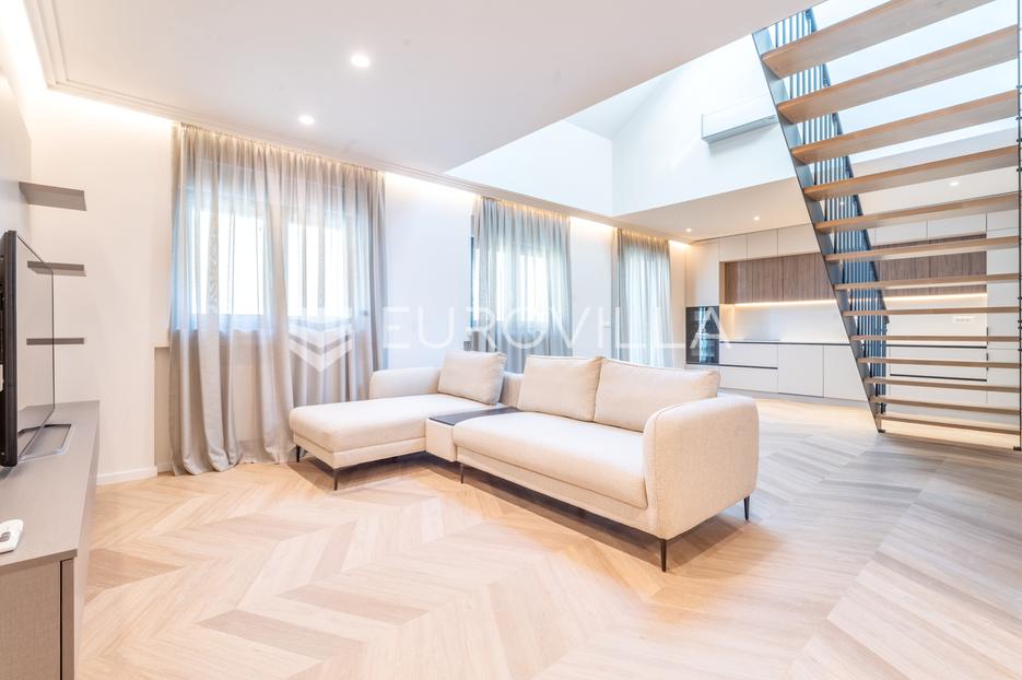 Flat For sale - Donji Grad - foto 1/14