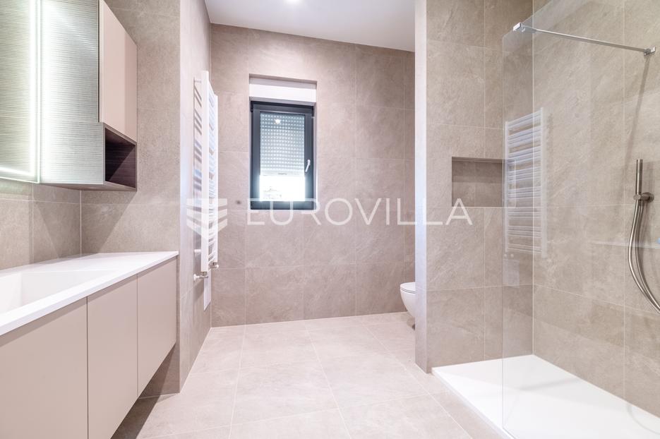 Flat For sale -  Donji Grad