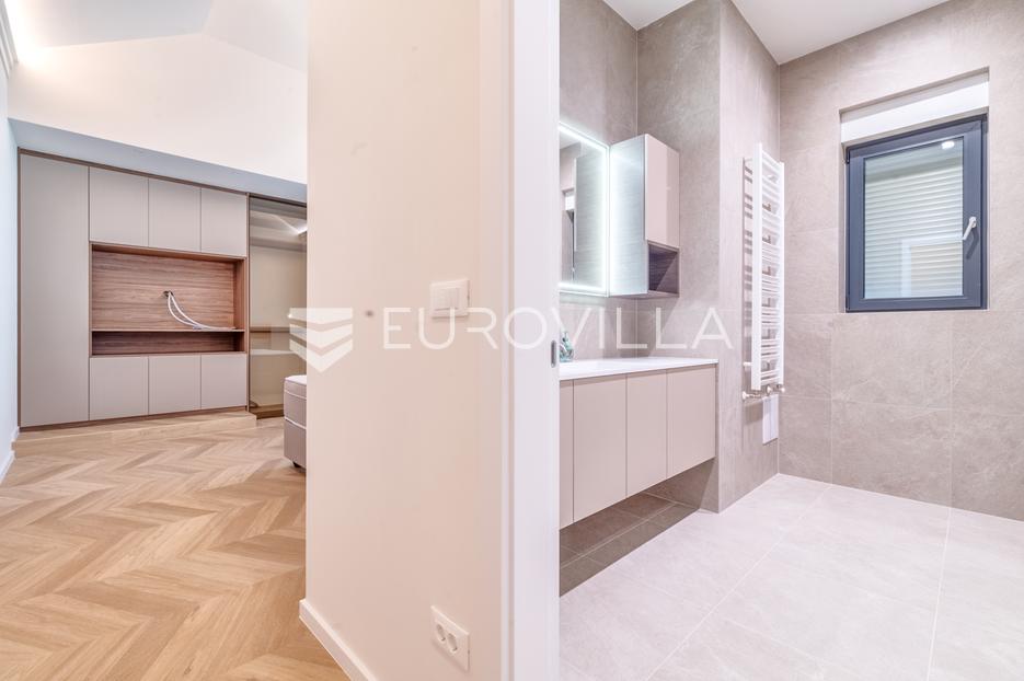 Flat For sale -  Donji Grad