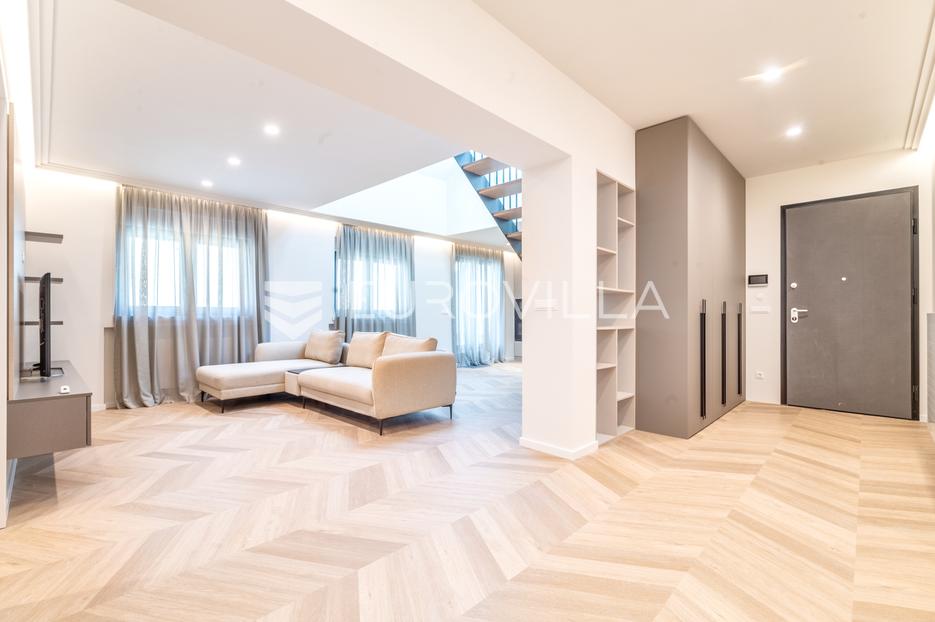 Flat For sale - Donji Grad - foto 5/14