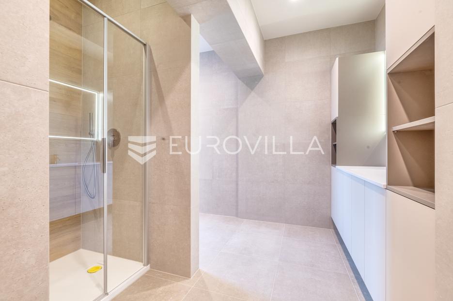 Flat For sale -  Donji Grad