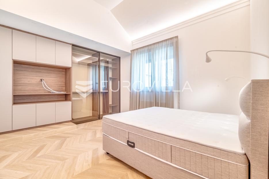 Flat For sale -  Donji Grad