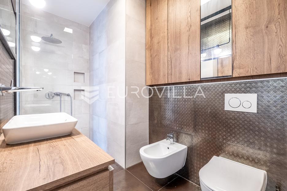 Apartmán Na predaj -  Maksimir