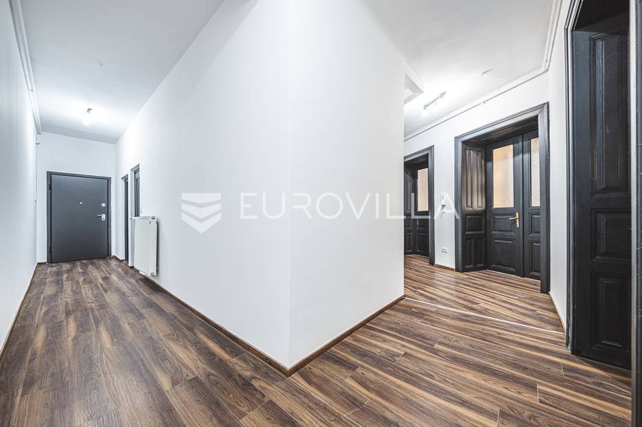 Flat For sale -  Donji Grad