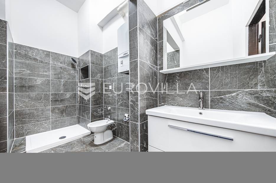 Apartma Naprodaj - Grad Zagreb Donji Grad
