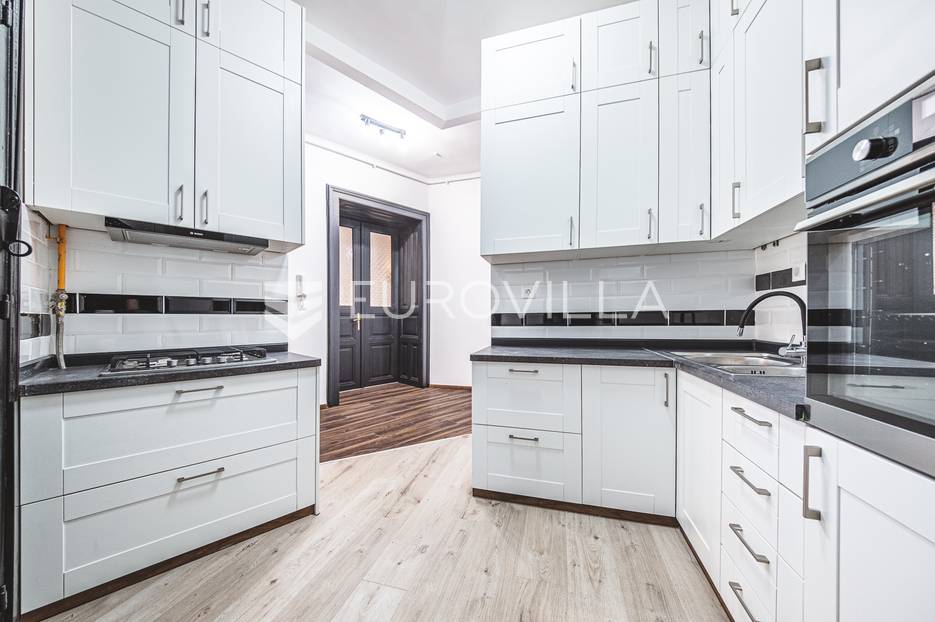 Flat For sale -  Donji Grad