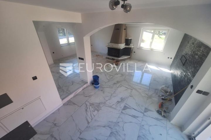 Maison à vendre 268 m² – Ogulin