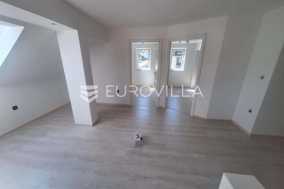 Haus Zu verkaufen - Karlovačka Ogulin