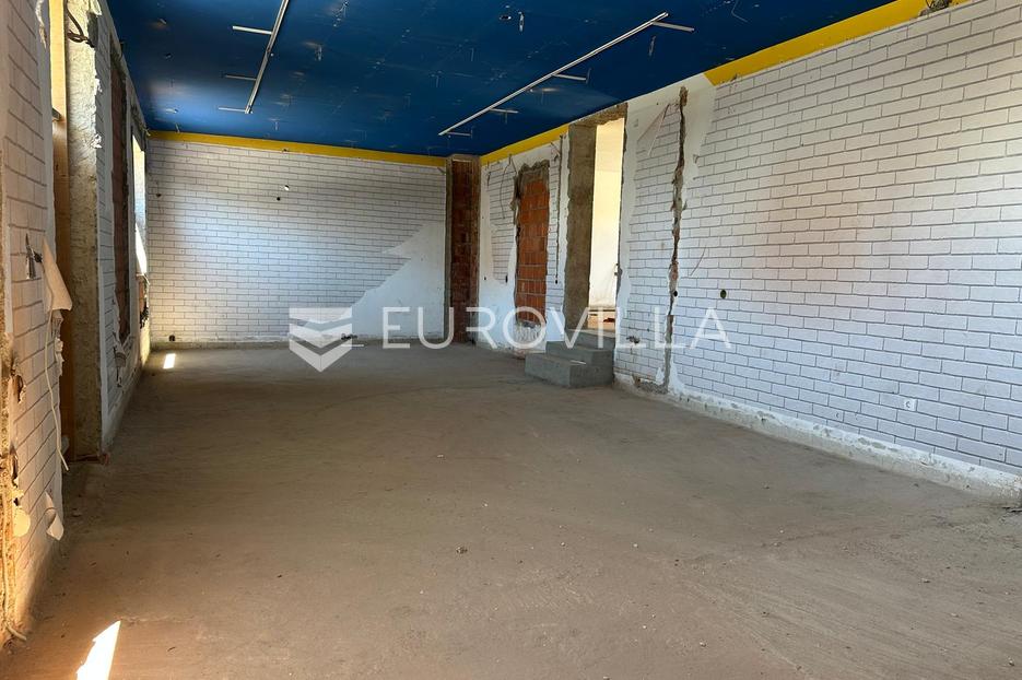 Poslovni prostori Na predaj - Požeško-slavonska Požega - foto 2/4