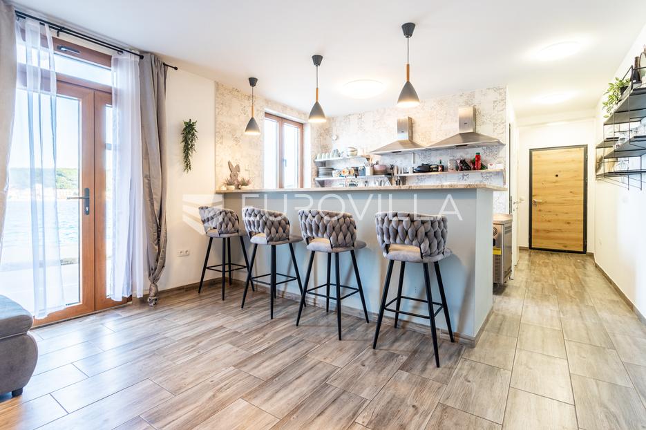 Apartment Zu verkaufen -  Tisno