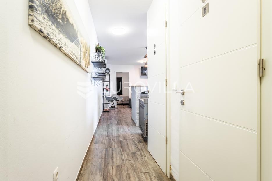 Apartment Zu verkaufen -  Tisno