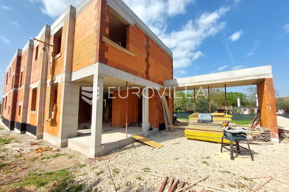 Haus Zu verkaufen Loborika