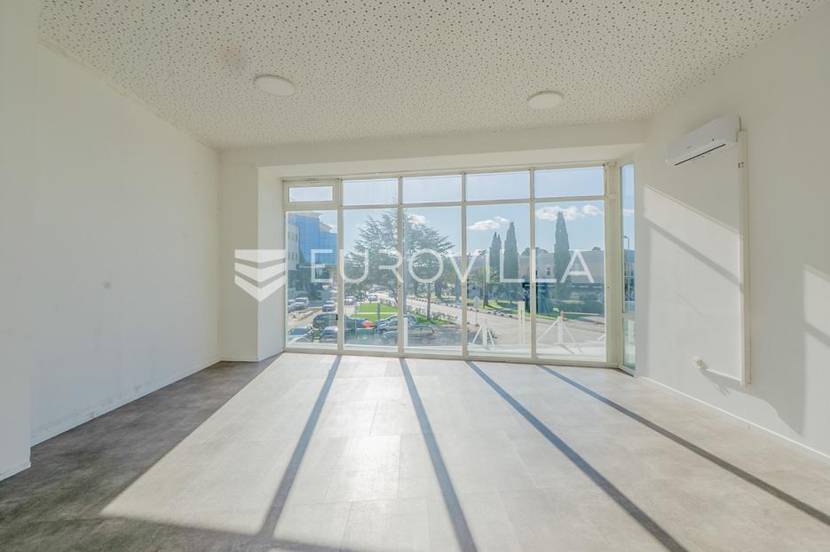 Business premises For sale -  Zadar