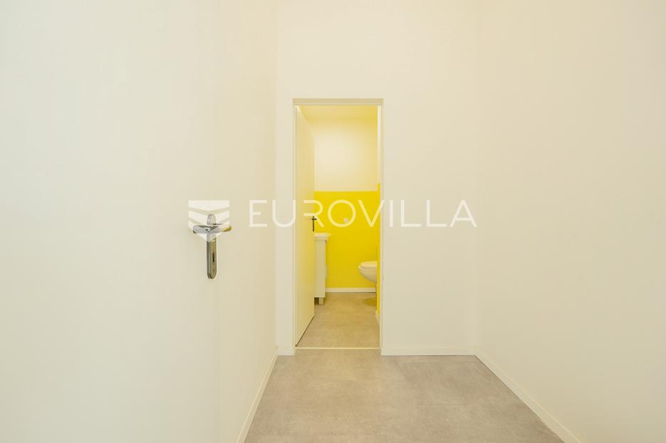 Business premises For sale -  Zadar