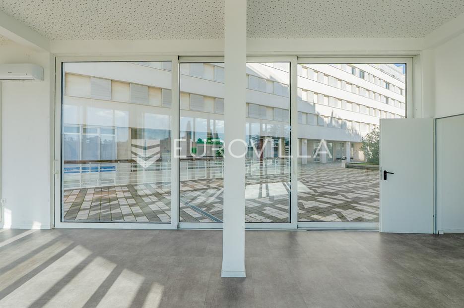 Business premises For sale -  Zadar