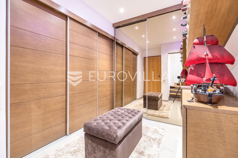 Apartma Na predaj -  Črnomerec