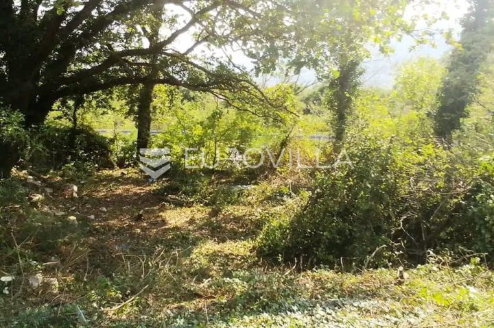Pozemek na prodej 2930 m² – Bribir