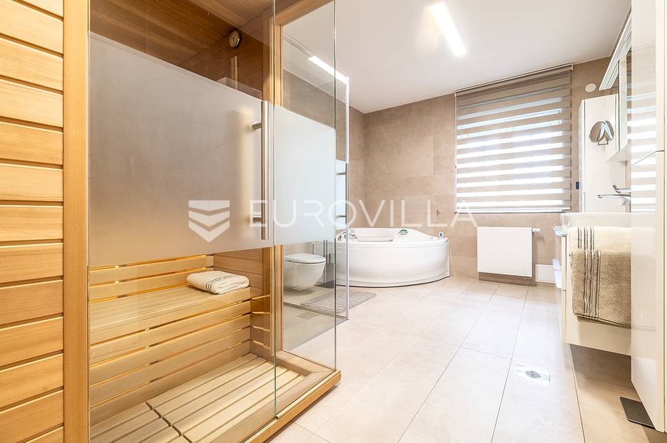 Casa In vendita -  Podsljeme