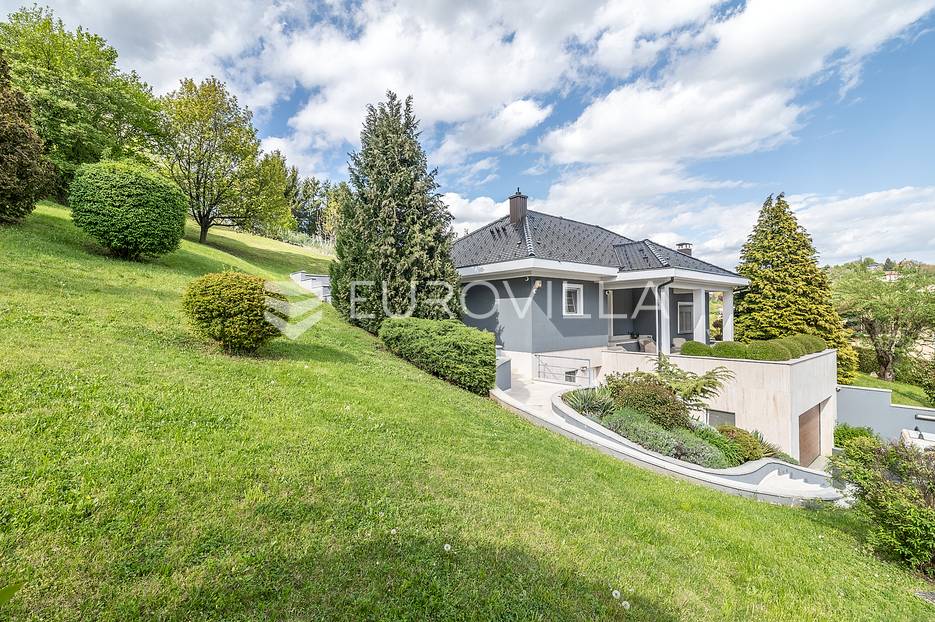 Casa In vendita -  Podsljeme
