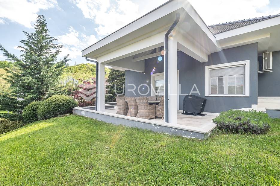 Casa In vendita -  Podsljeme