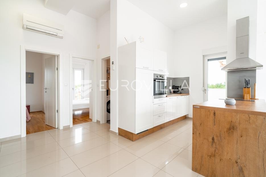 Appartamento In vendita -  Privlaka