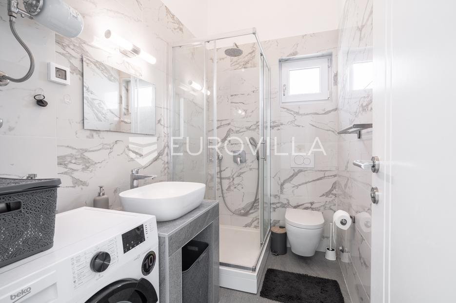 Appartamento In vendita -  Privlaka