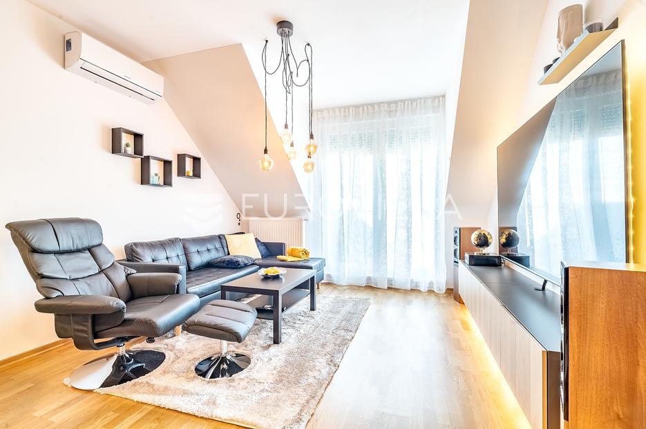 Apartmán Na prodej -  Stenjevec