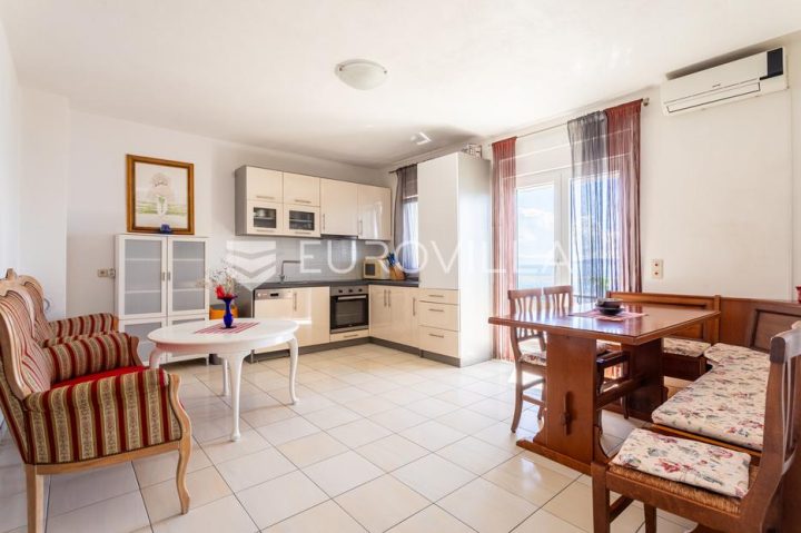 Appartement à vendre 120 m² – Kaštel Stari