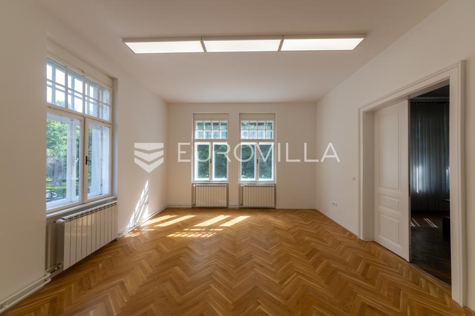 Komerční Na prodej -  Osijek