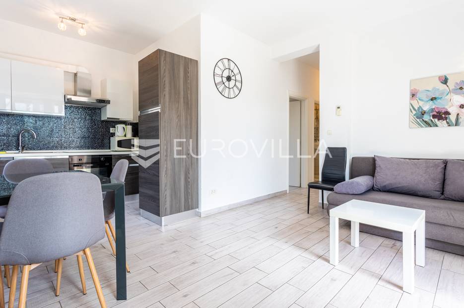 Appartamento In vendita -  Split - Okolica