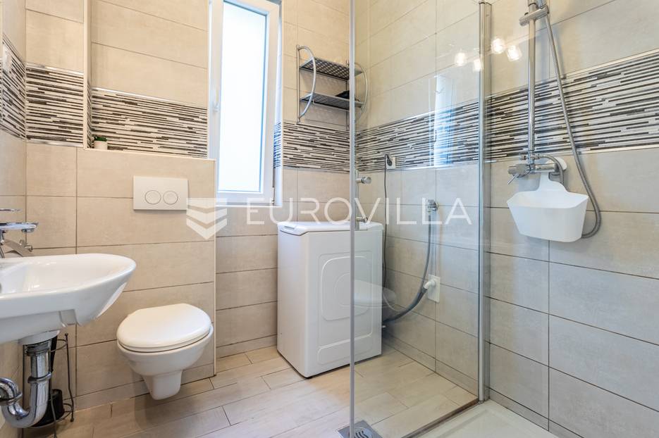 Appartamento In vendita -  Split - Okolica