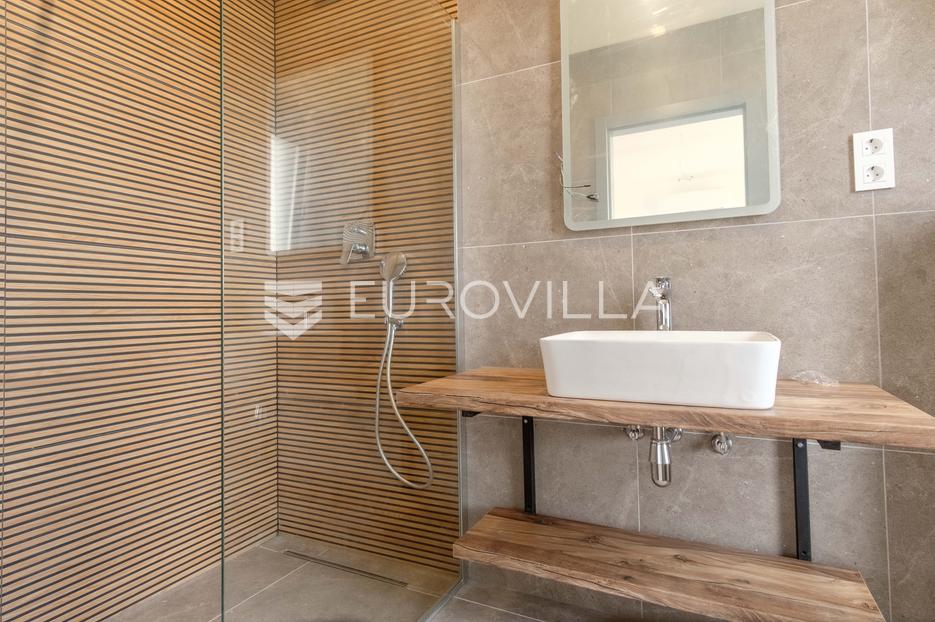 Appartement À vendre -  Ližnjan